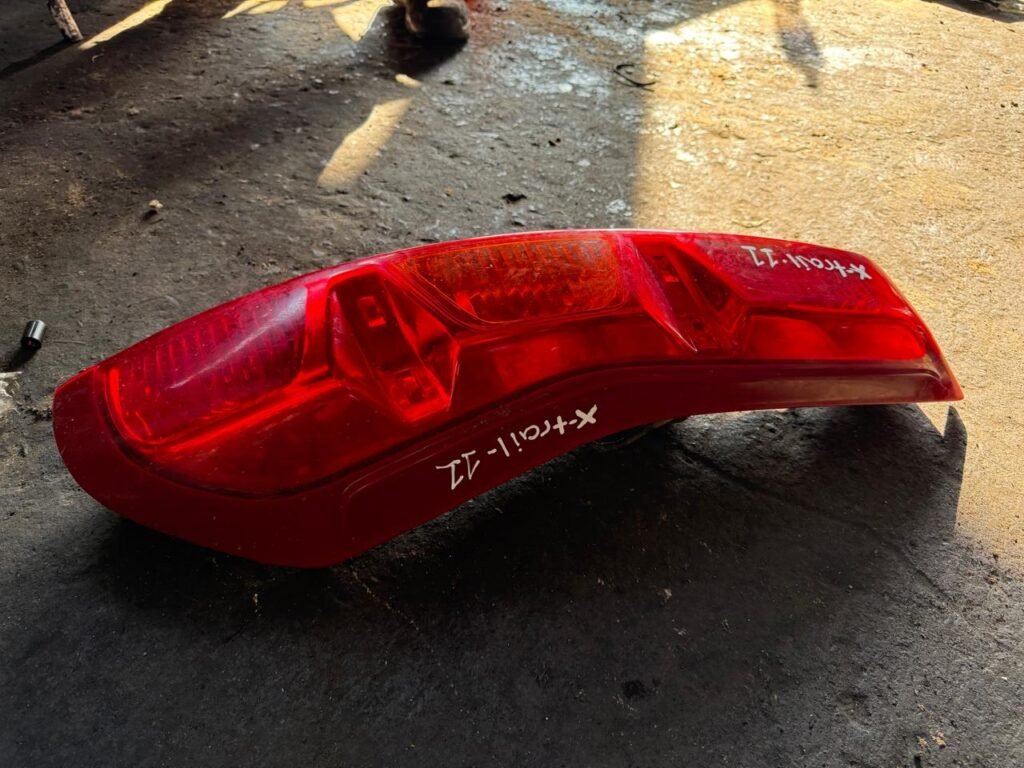 Calavera derecha Nissan Xtrail 2011