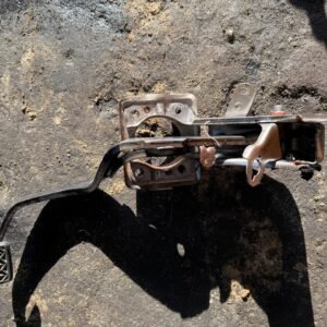 Pedal de frenos Toyota Hilux 2015