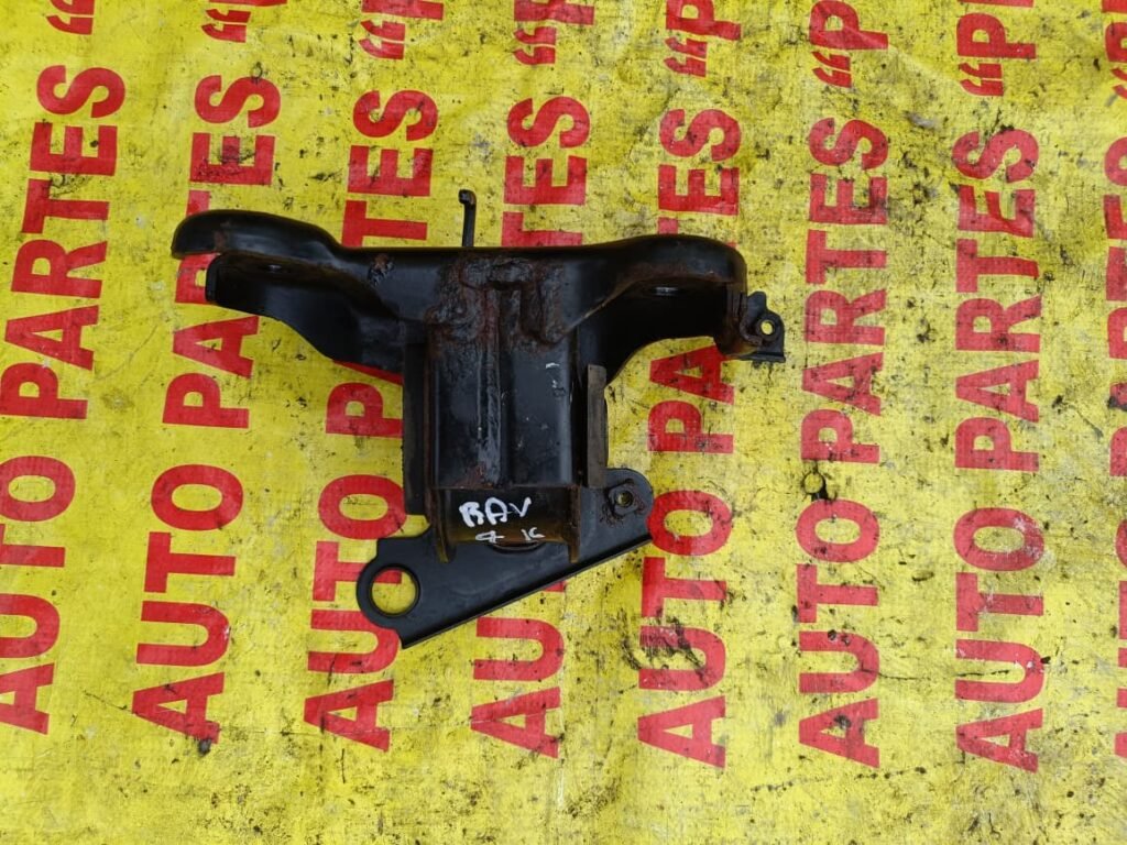 Soporte de refuerzo delantero Toyota Rav4 2016