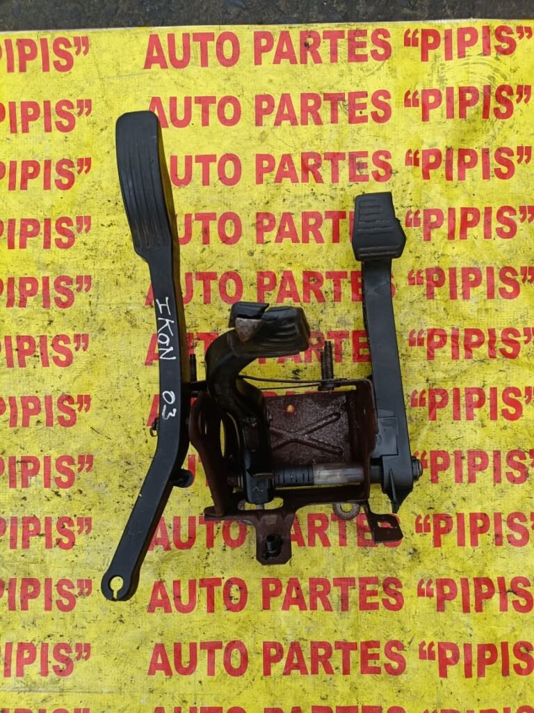 Base con pedales Ford Ikon 2003
