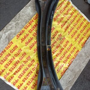 Tolva limpiaparabrisas Suzuki Swift 2012