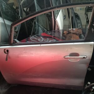 Puerta delantera izquierda Kia Forte 2017