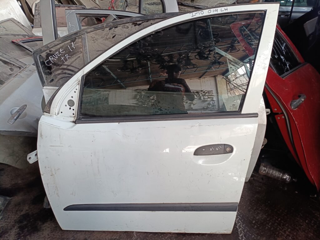 Puerta delantera izquierda Hyundai i10 2012/2014