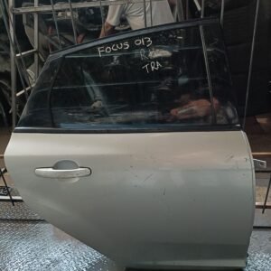 Puerta trasera derecha Ford Focus 2013