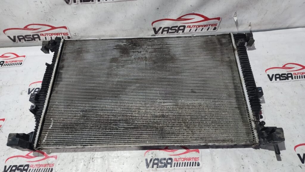 Radiador De agua 2.0 Dodge Dart 2013/2015