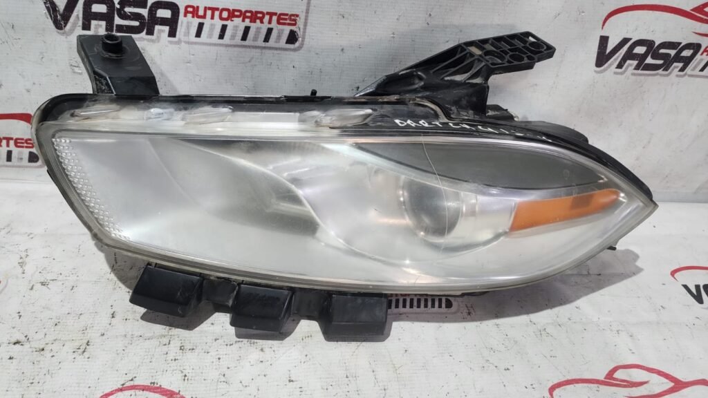 Faro izquierdo alogeno Dodge dart 2013/2015
