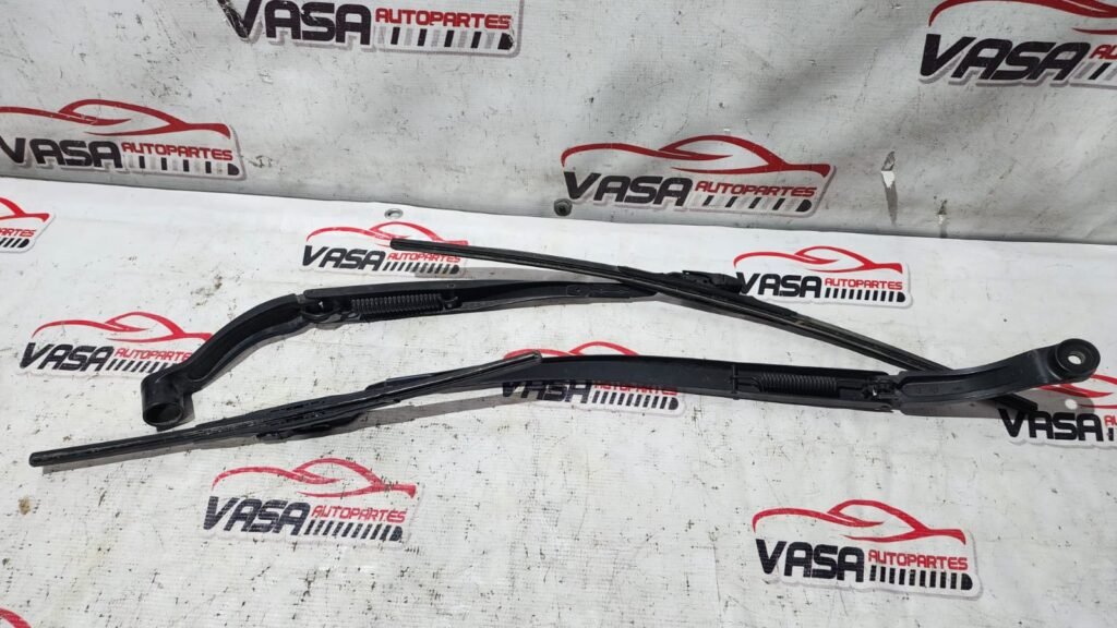 Brazos de limpiabrisas Dodge dart 2013/2015