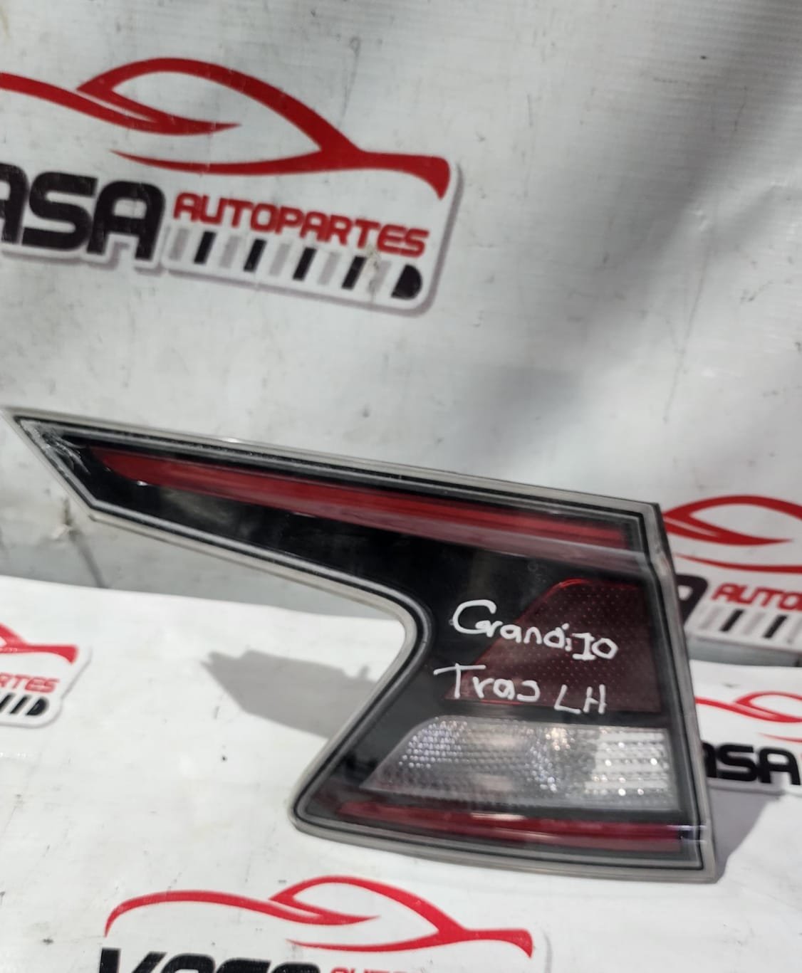 Intercalavera izquierda led Hyundai Grand i10 2021/2025 (con detalle) - Image 6
