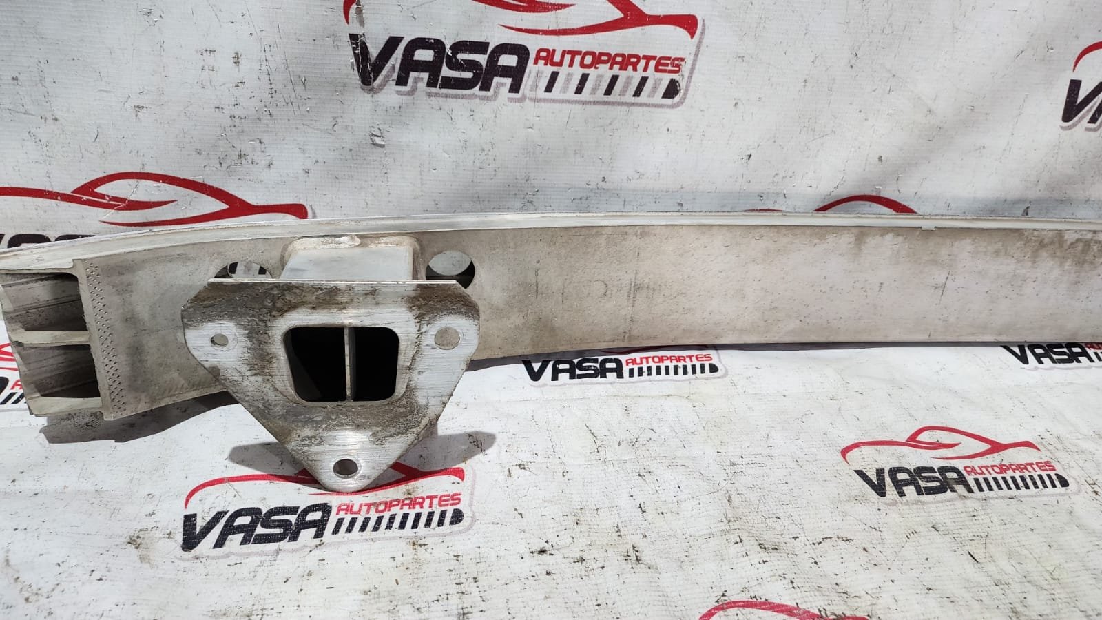 Refuerzo para choques tracero Dodge dart 2013/2015 - Image 2