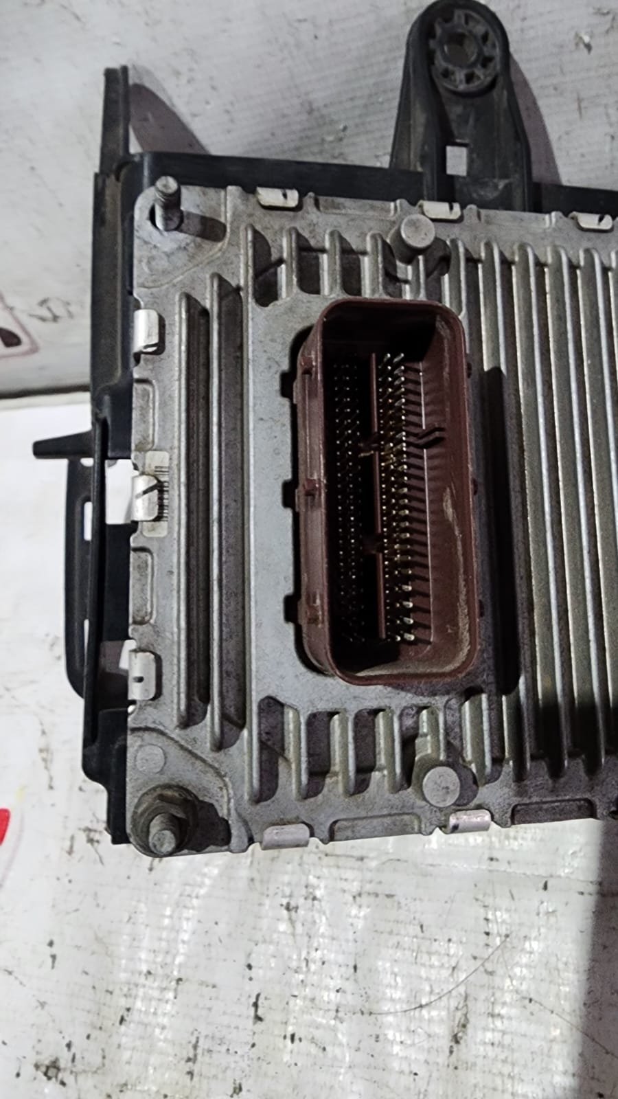Computadora de motor 2.0lts Dodge dart 2013/2015 - Image 3