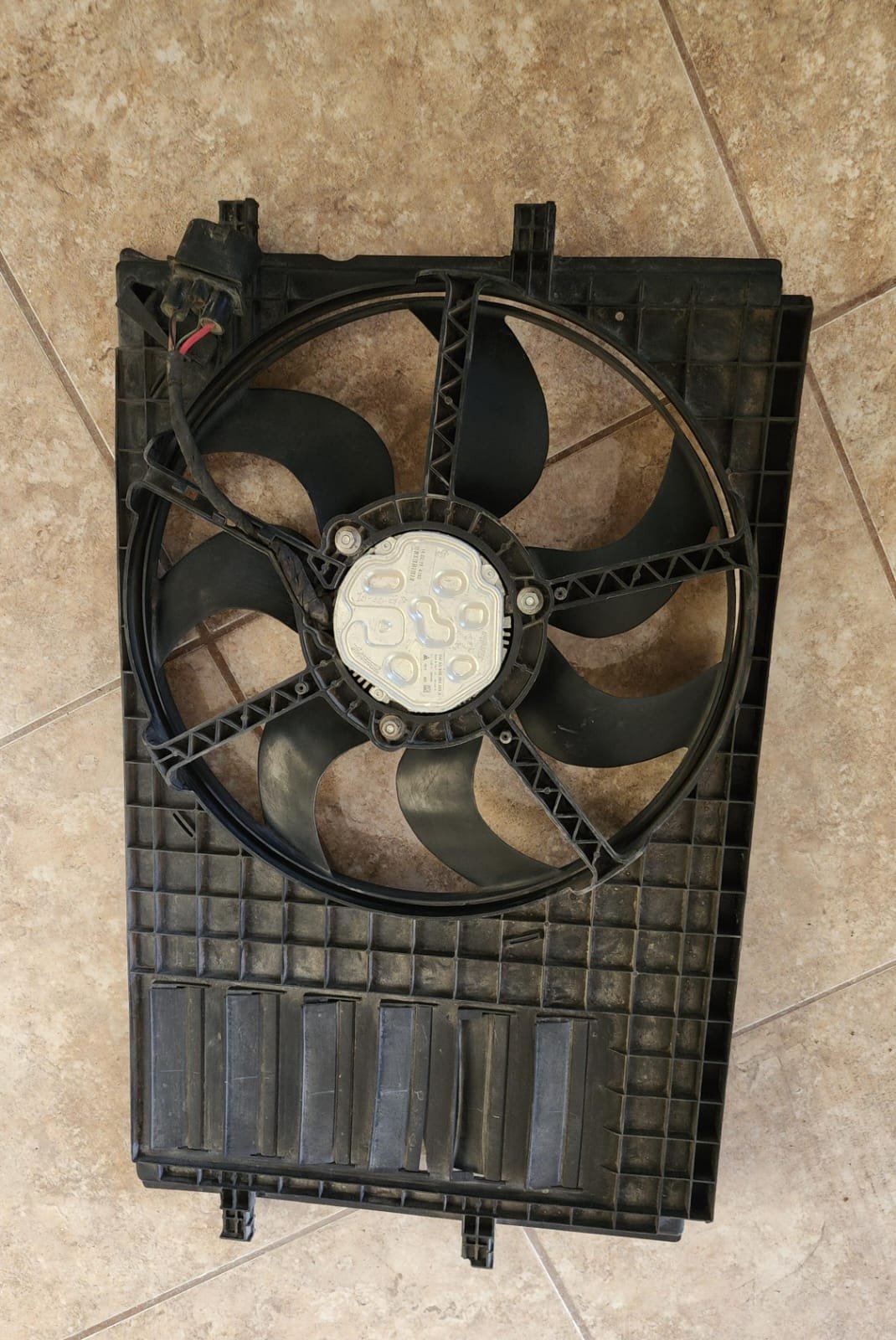 Motoventilador completo Vw vento 2017/2022 - Image 7