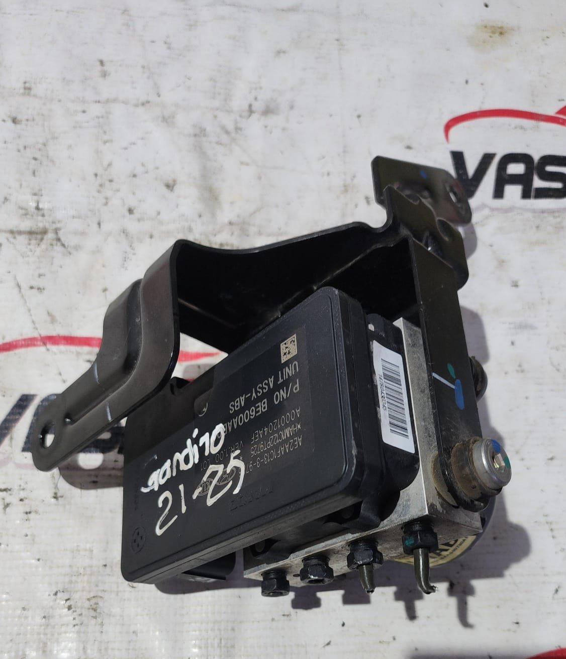 Modulo abs frenos Hyundai gran i10 2020/2025 - Image 6