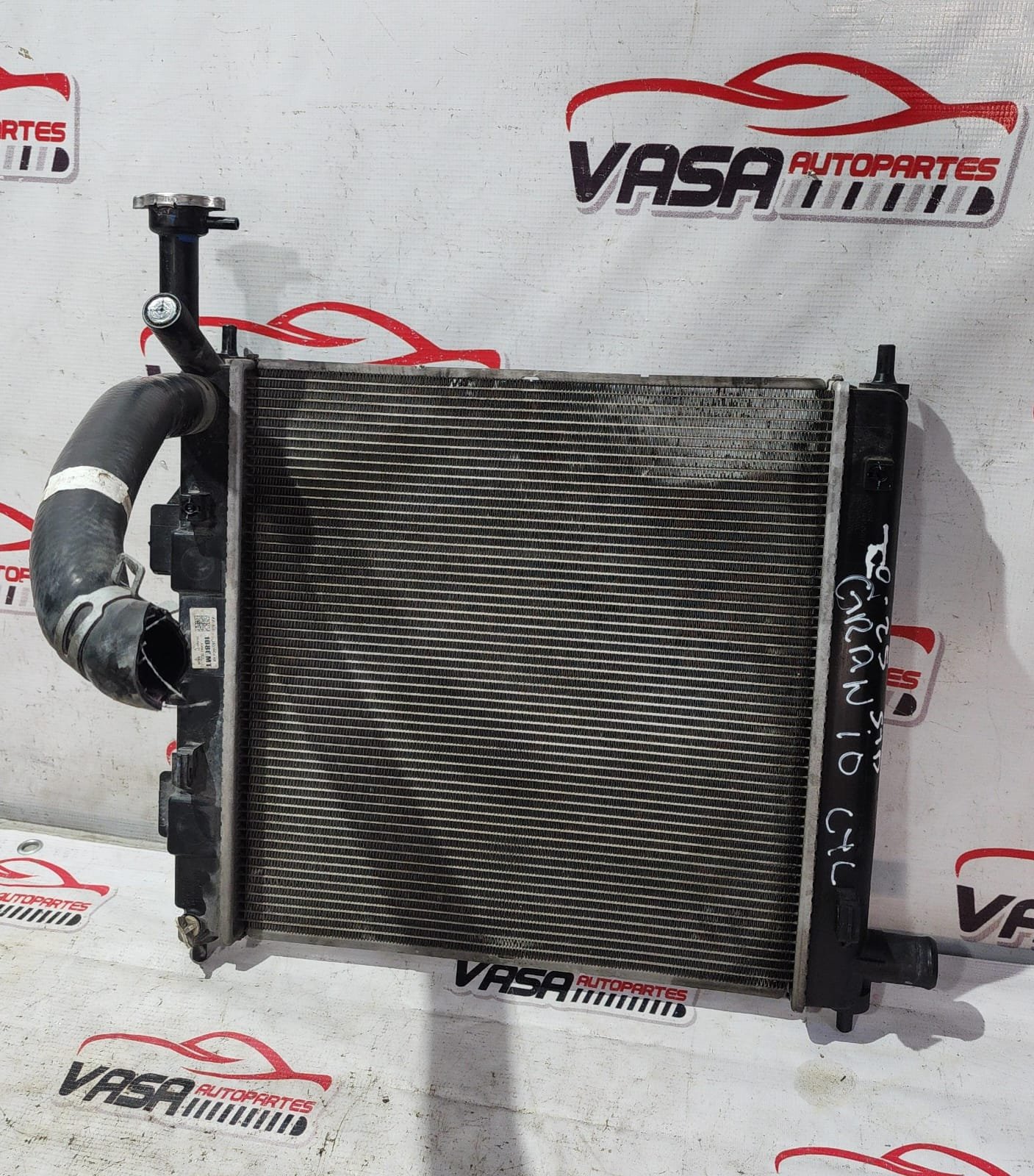 Radiador De agua motor Hyundai grand i 10 2020/2025 - Image 5