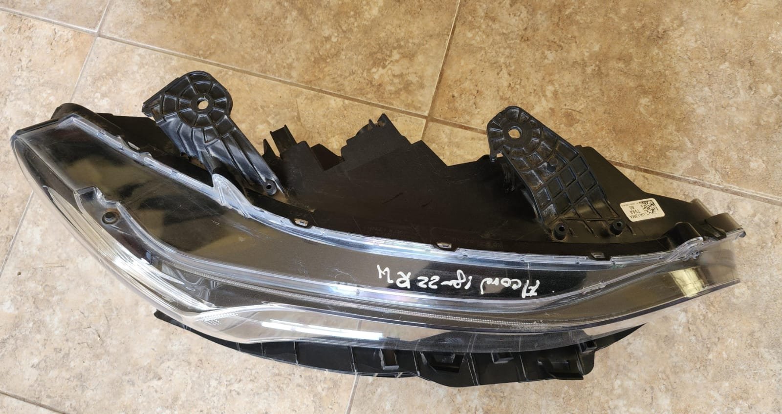 Faro derecho led Honda accord 2018/2022 - Image 9