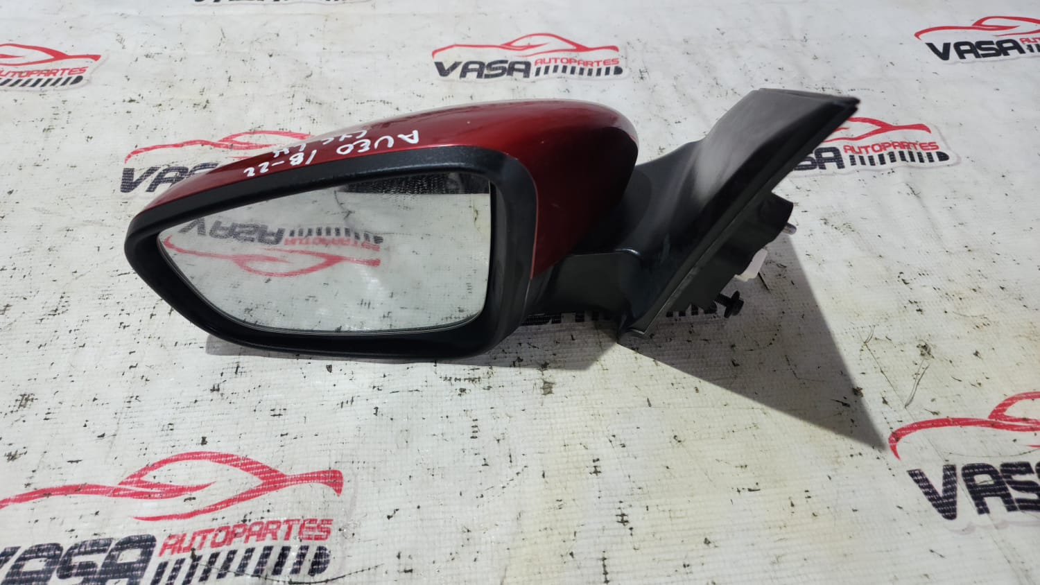 Espejo retrovisor izquierdo electrico Chevrolet aveo 2018/2022