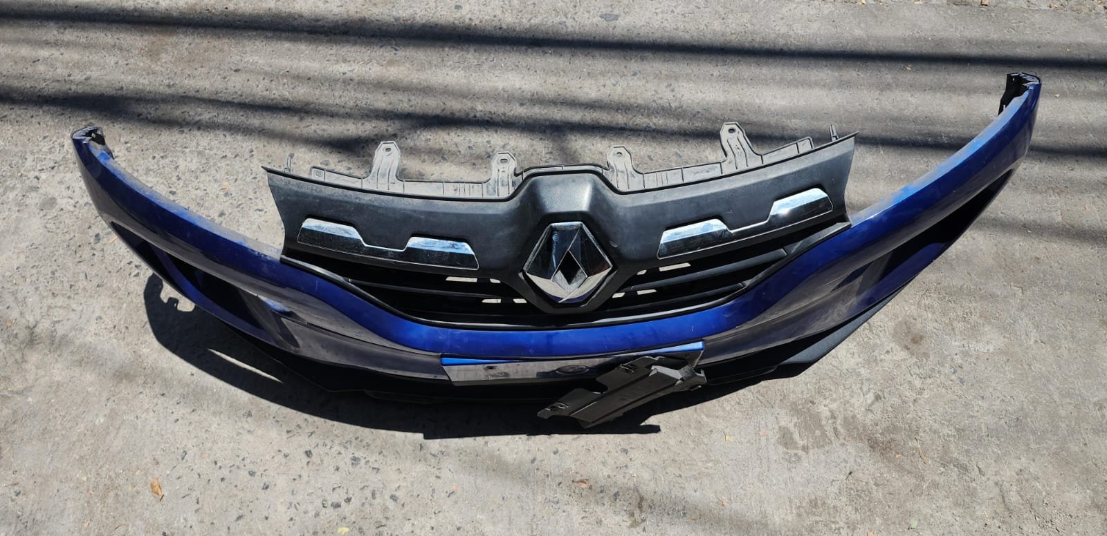 Facea delantera Completa Renault kwid 2020/2024 - Image 4