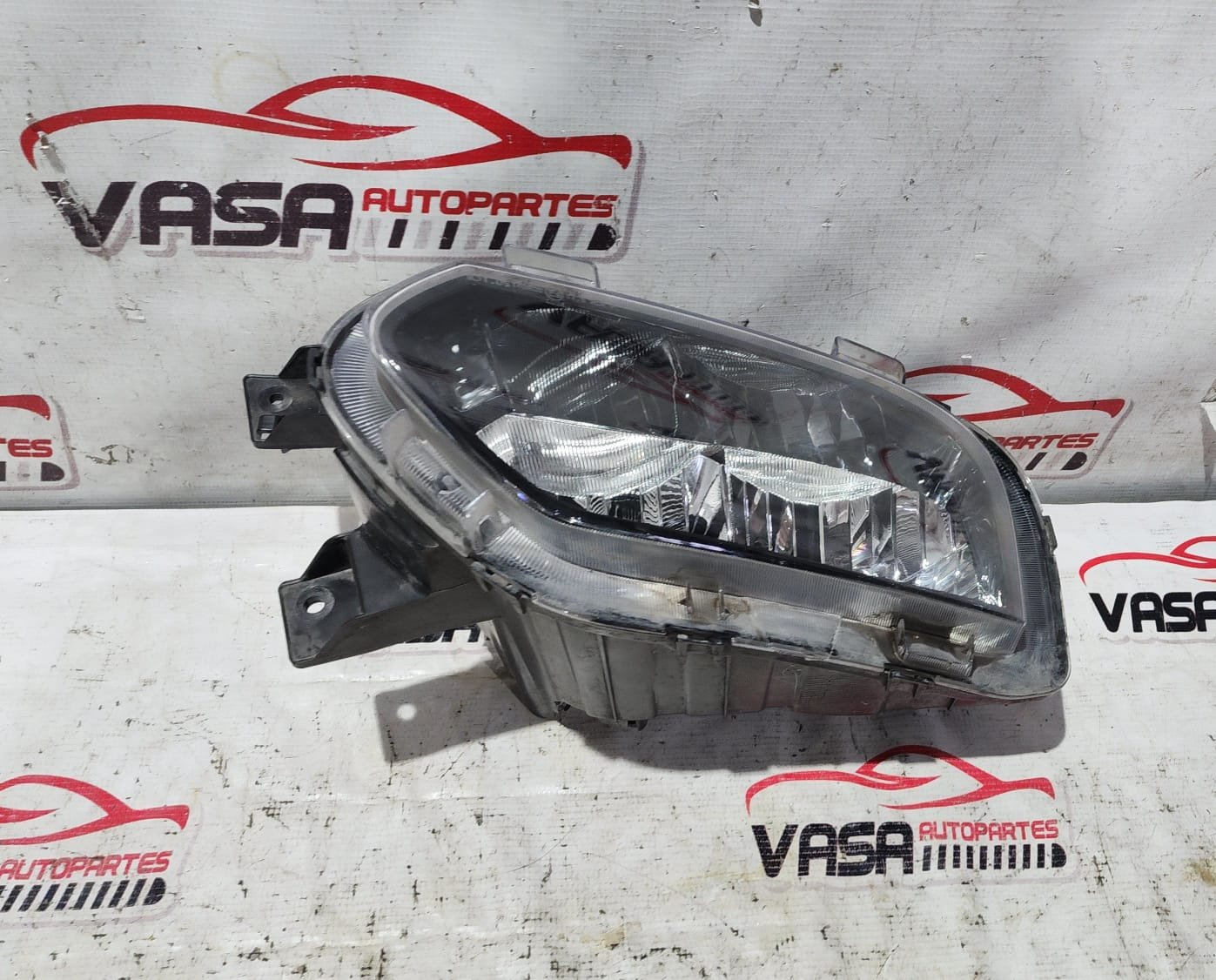 Faro izquierdo alogeno Renault kwid 2022/2025 - Image 5