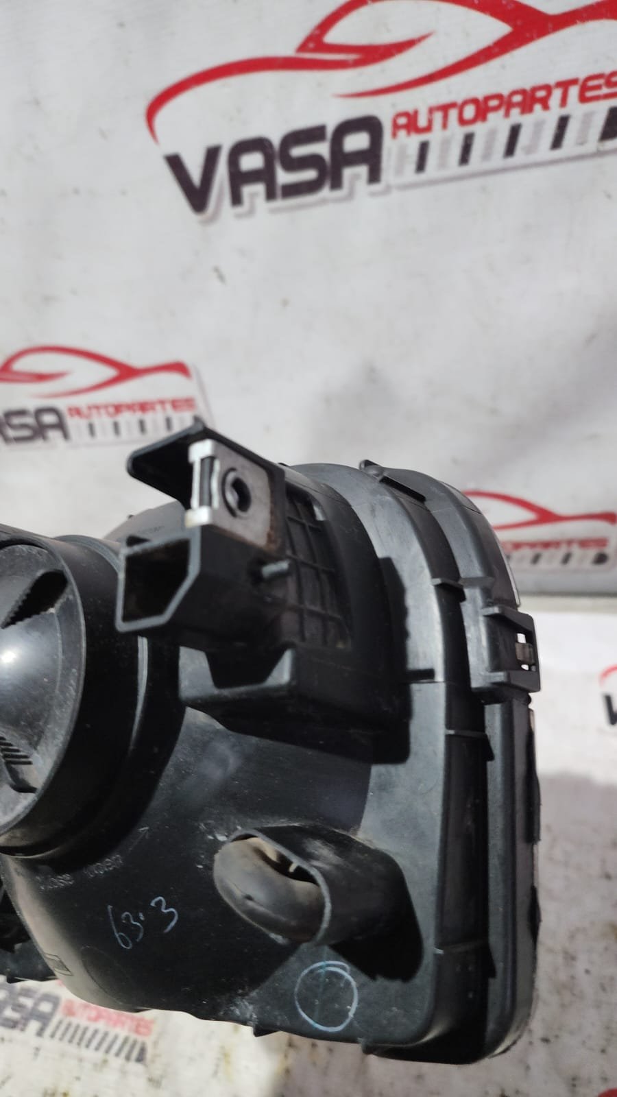 Faro derecho alogeno Renault kwid 2022/2025 - Image 2