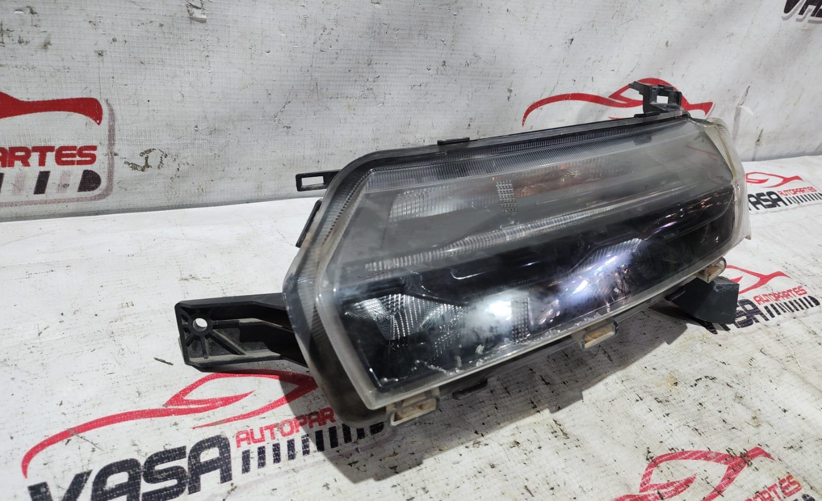 Direccional izquierdo led luz de dia Renault kwid 2022/2025 - Image 5