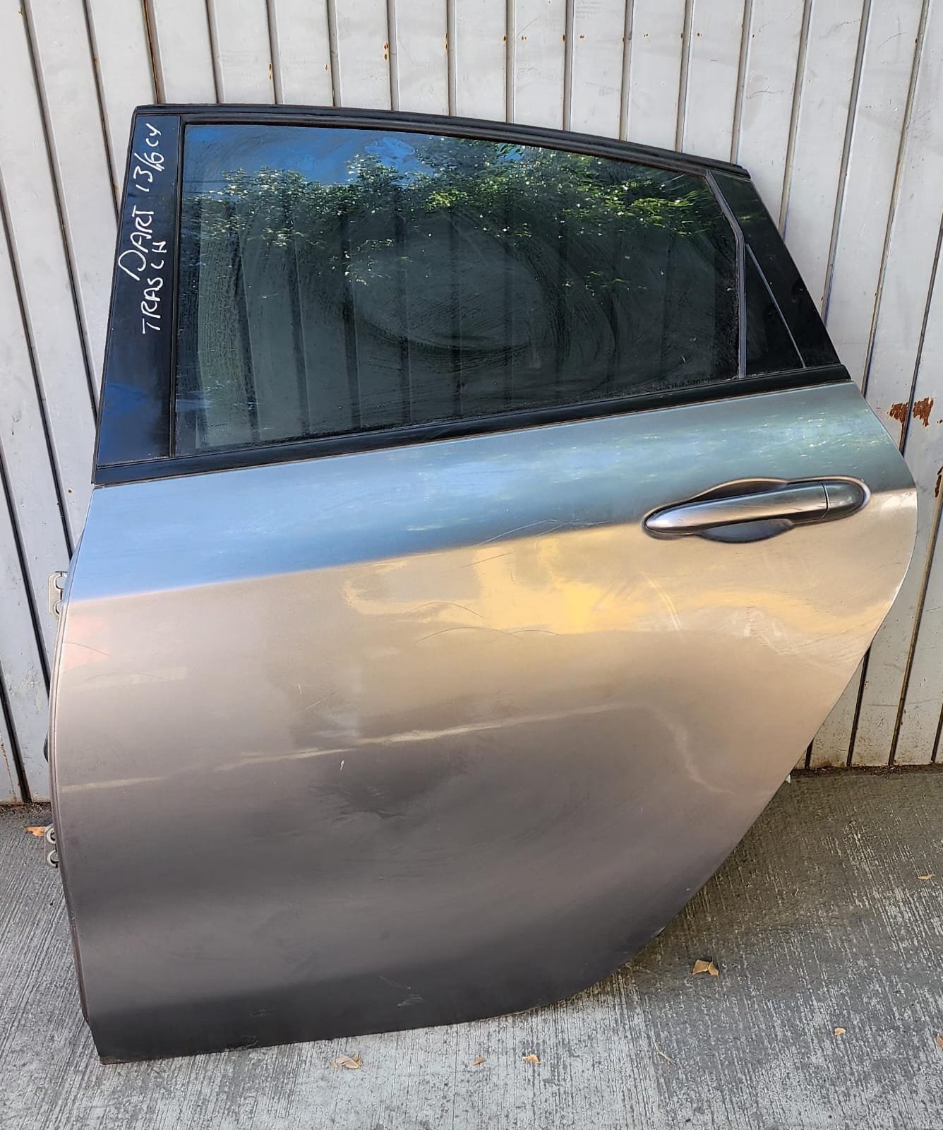 WhatsApp Image 2026-06-13 at 1.02.55 PM (3) Puerta tracera izquierda Dodge dart 2013/2016 - Image 2