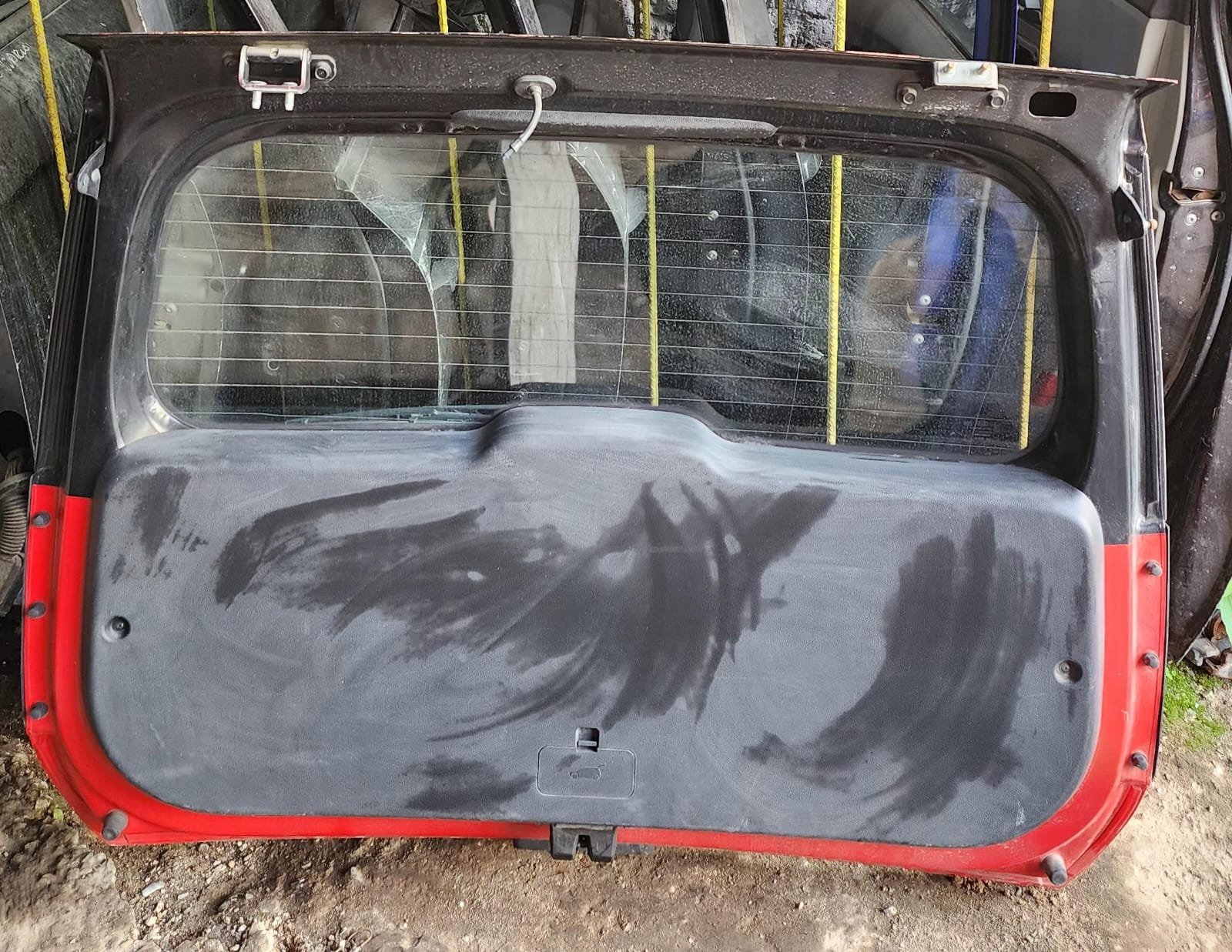 WhatsApp Image 2026-06-13 at 1.09.21 PM Tapa cajuela 5ta puerta Kia soul 2016/2019 - Image 3