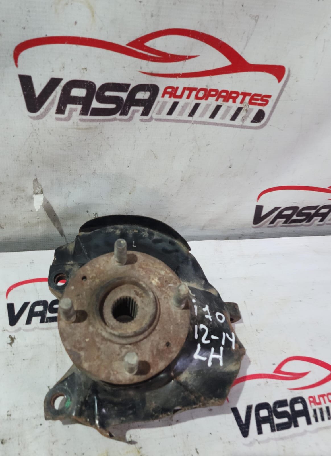 WhatsApp Image 2026-06-17 at 2.51.57 PM (1) Portamango delantero izquierdo Hiunday gran i 10 2012/2014