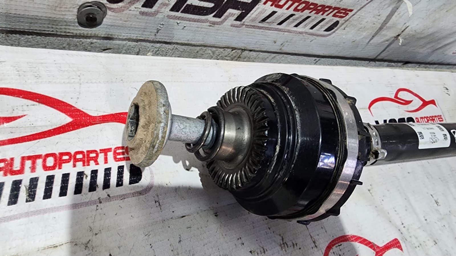 flecha tracera derecha awd bmw 330i 2020/2024 flecha tracera derecha awd bmw 330i 2020/2024