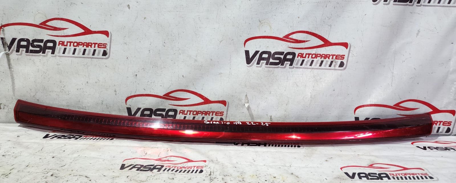 Inter led tapa cajuela hb Hyundai grand i10 2022-2025 Inter led tapa cajuela hb Hyundai grand i10 2022/2025