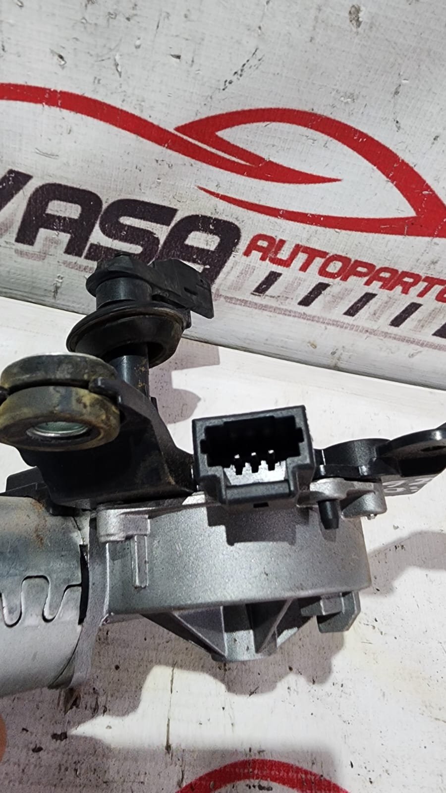 Motor de limpiabrisas tapa cajuela Renault kwid 2022-2025 3 Motor de limpiabrisas tapa cajuela Renault kwid 2022/2025 - Image 3