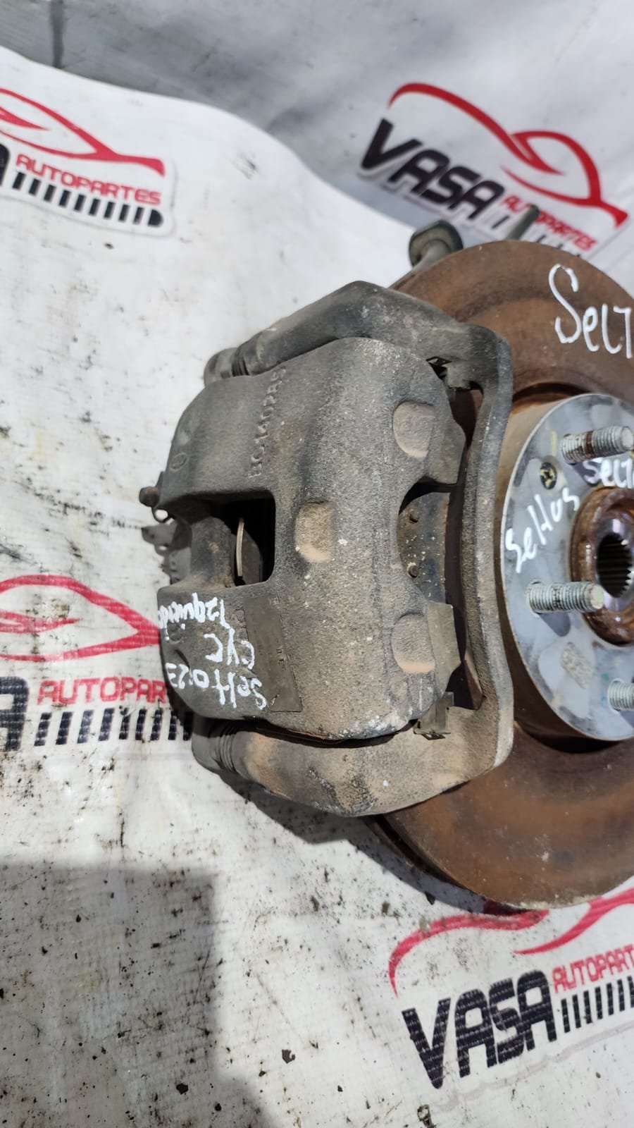 Portamango delantero izquierdo Kia seltos 2018-2023 4 Portamango delantero izquierdo Kia seltos 2018/2023 - Image 3