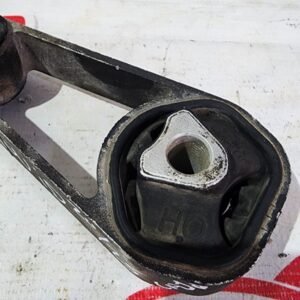 Soporte inferior de transmisión std Renault kwid 2018-2025 3