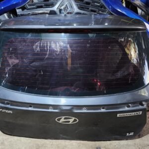 Tapa cajuela hb 5ta puerta Hyundai grand i10 2022/2025