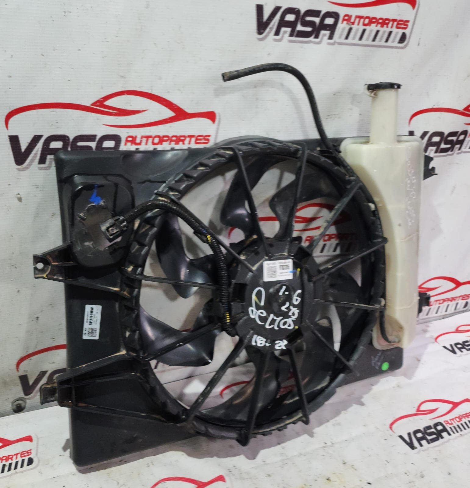 WhatsApp Image 2026-07-01 at 5.04.18 PM (3) Tolva motoventilador 1.6 litros 4cil Kia seltos 2018/2022 - Image 5