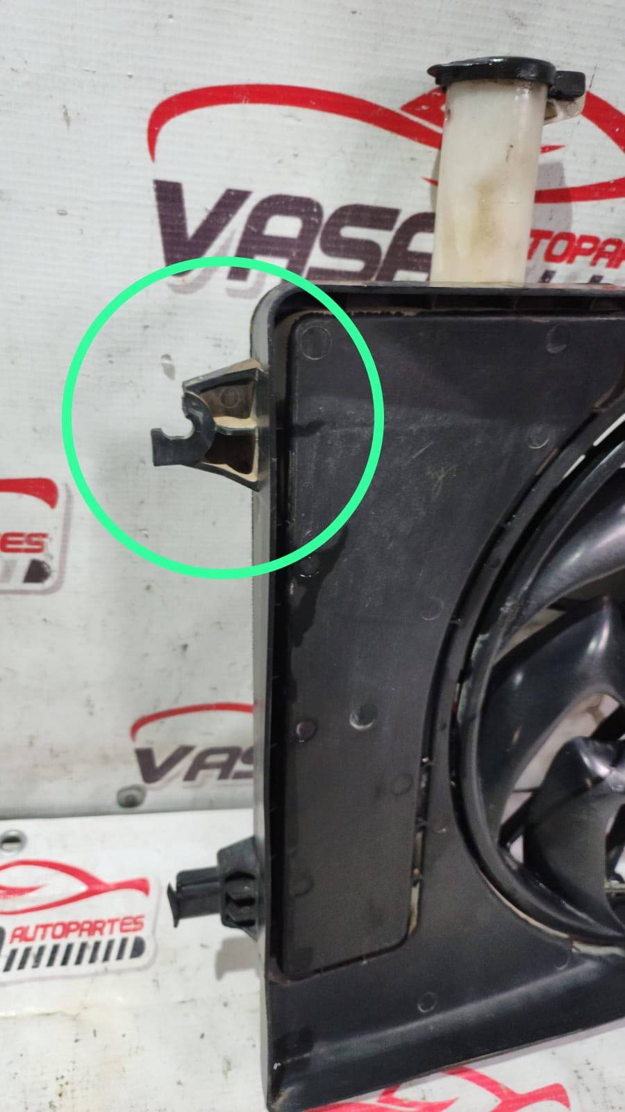 WhatsApp Image 2026-07-01 at 5.04.18 PM (4) Tolva motoventilador 1.6 litros 4cil Kia seltos 2018/2022 - Image 4