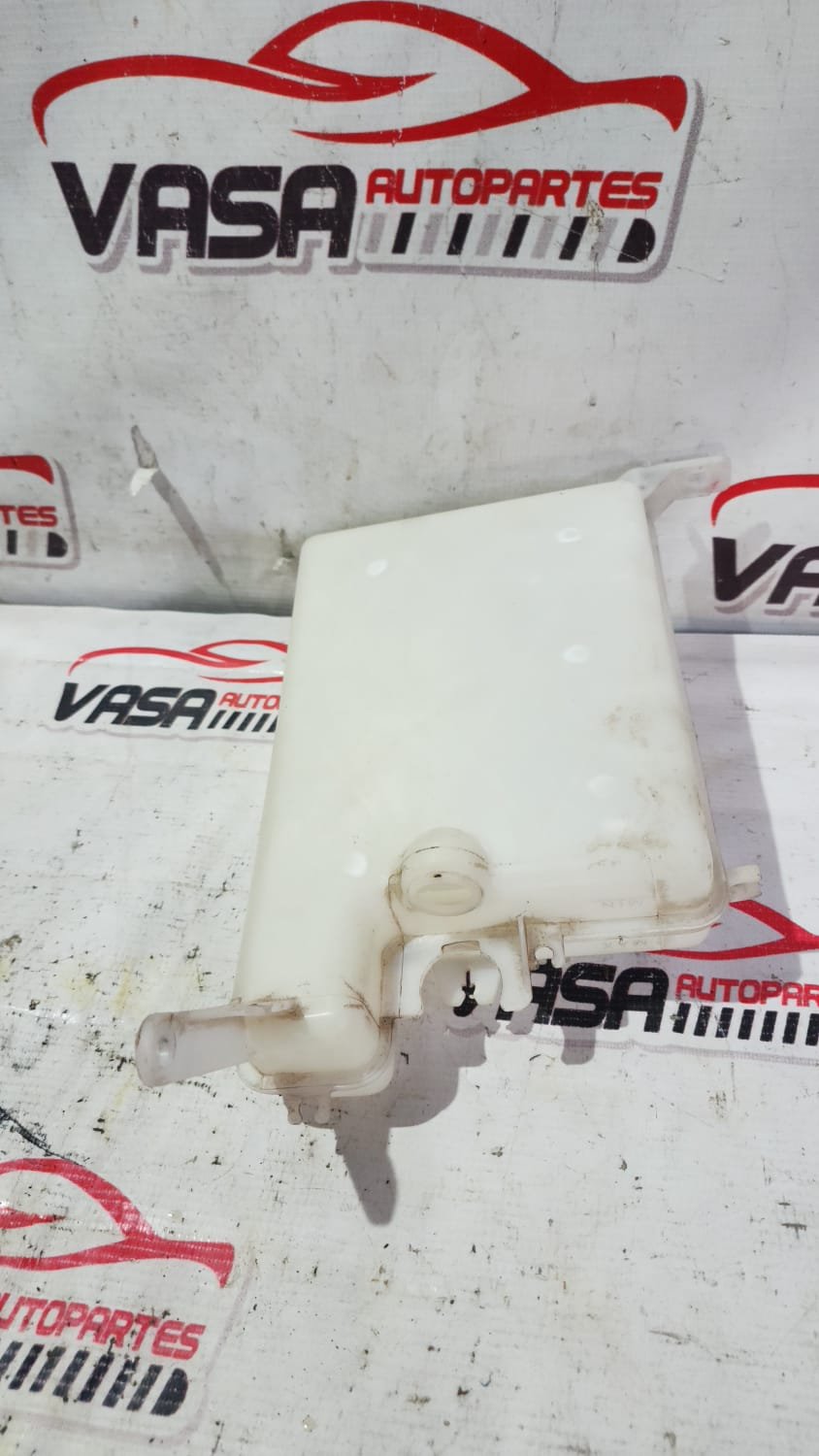 WhatsApp Image 2026-07-10 at 4.23.22 PM (1) Depocito de limpiabrisas Renault kwid 2018/2025 - Image 3