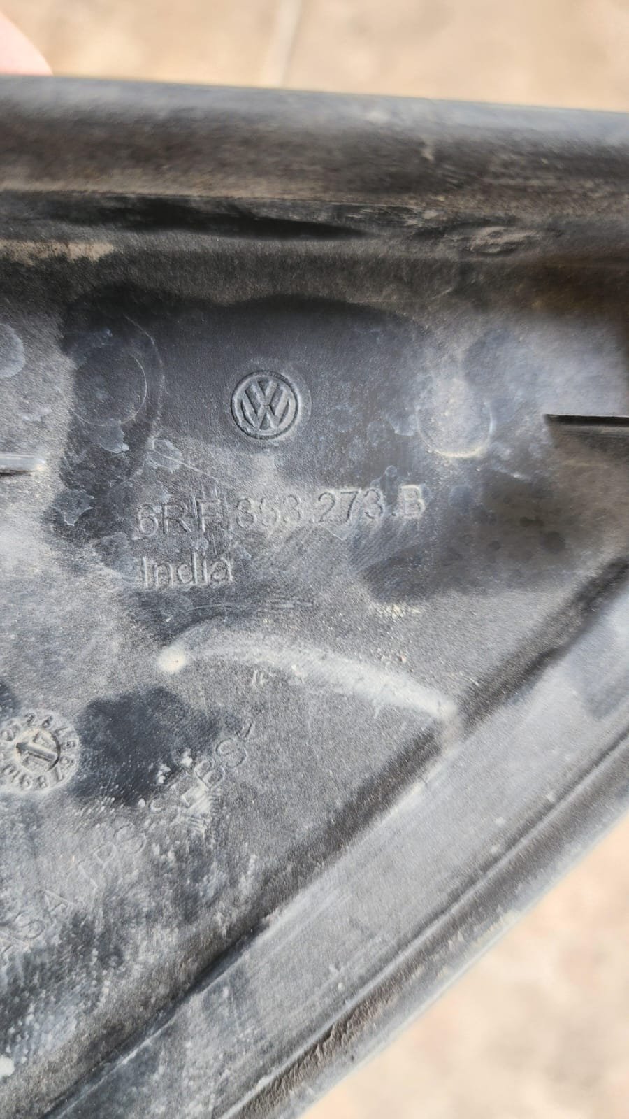 WhatsApp Image 2026-07-13 at 1.06.41 PM (2) Moldura continuacion espejo izquierdo Vw vento 2015/2022 - Image 3