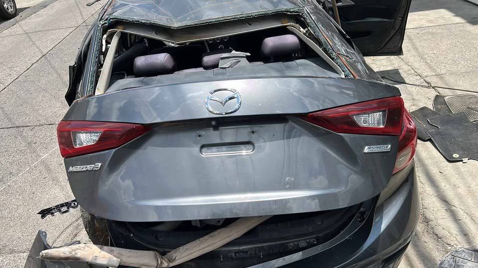 mazda 3 2017 automático para piezas mazda 3 2017 automático para piezas