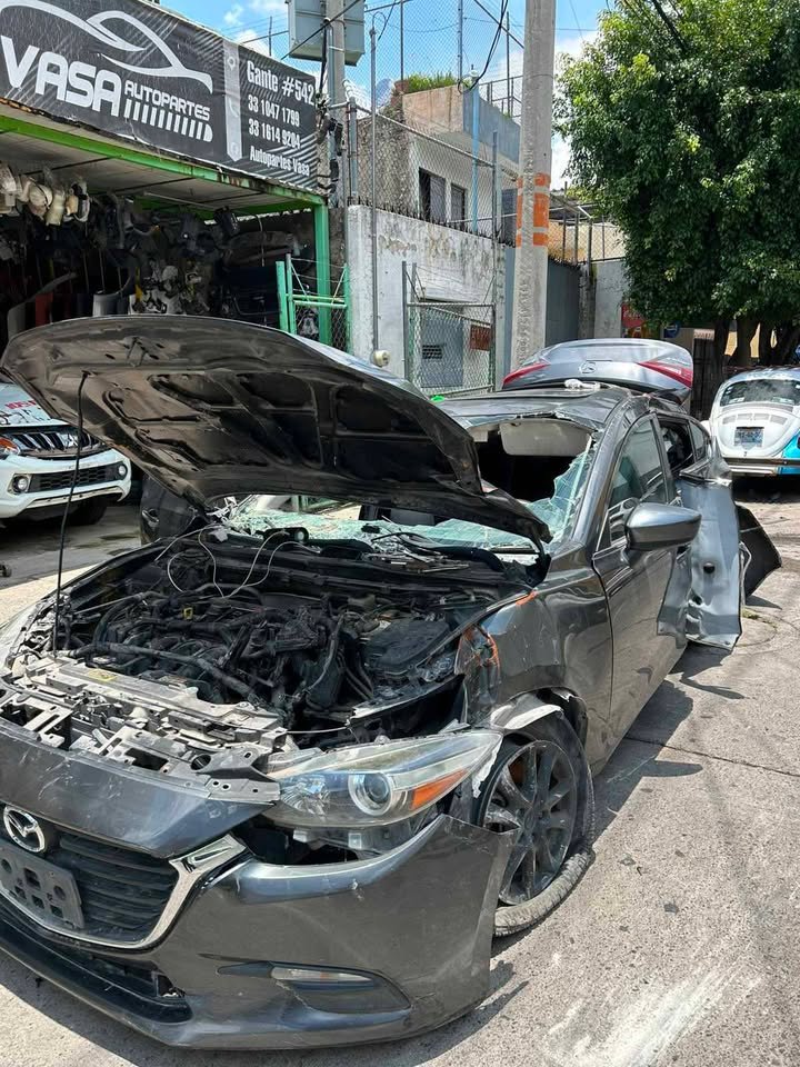 mazda 3 2017 automático para piezas mazda 3 2017 automático para piezas