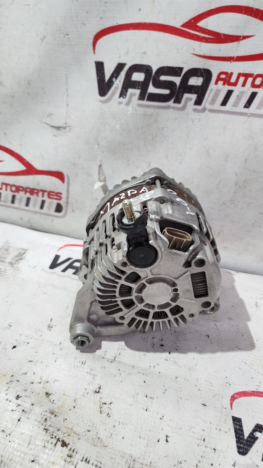 alternador de motor 4cil py mazda 3 2014/2018 alternador de motor 4cil py mazda 3 2014/2018