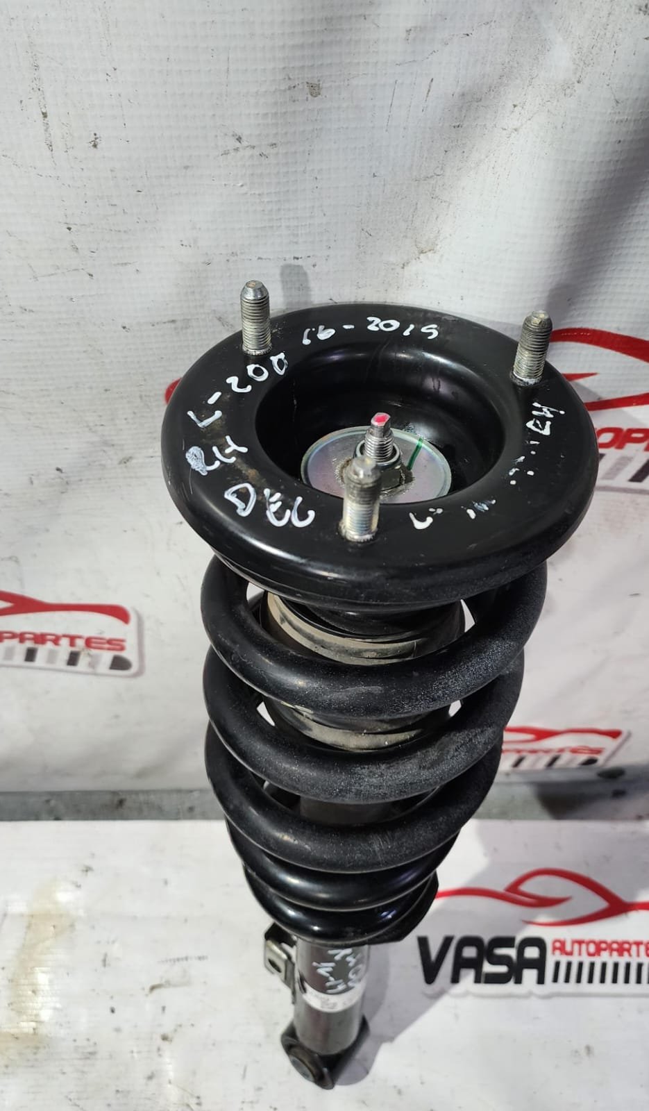 amortiguador delantero derecho completo mitsubishi l200 2016–2019 amortiguador delantero derecho completo mitsubishi l200 2016–2019