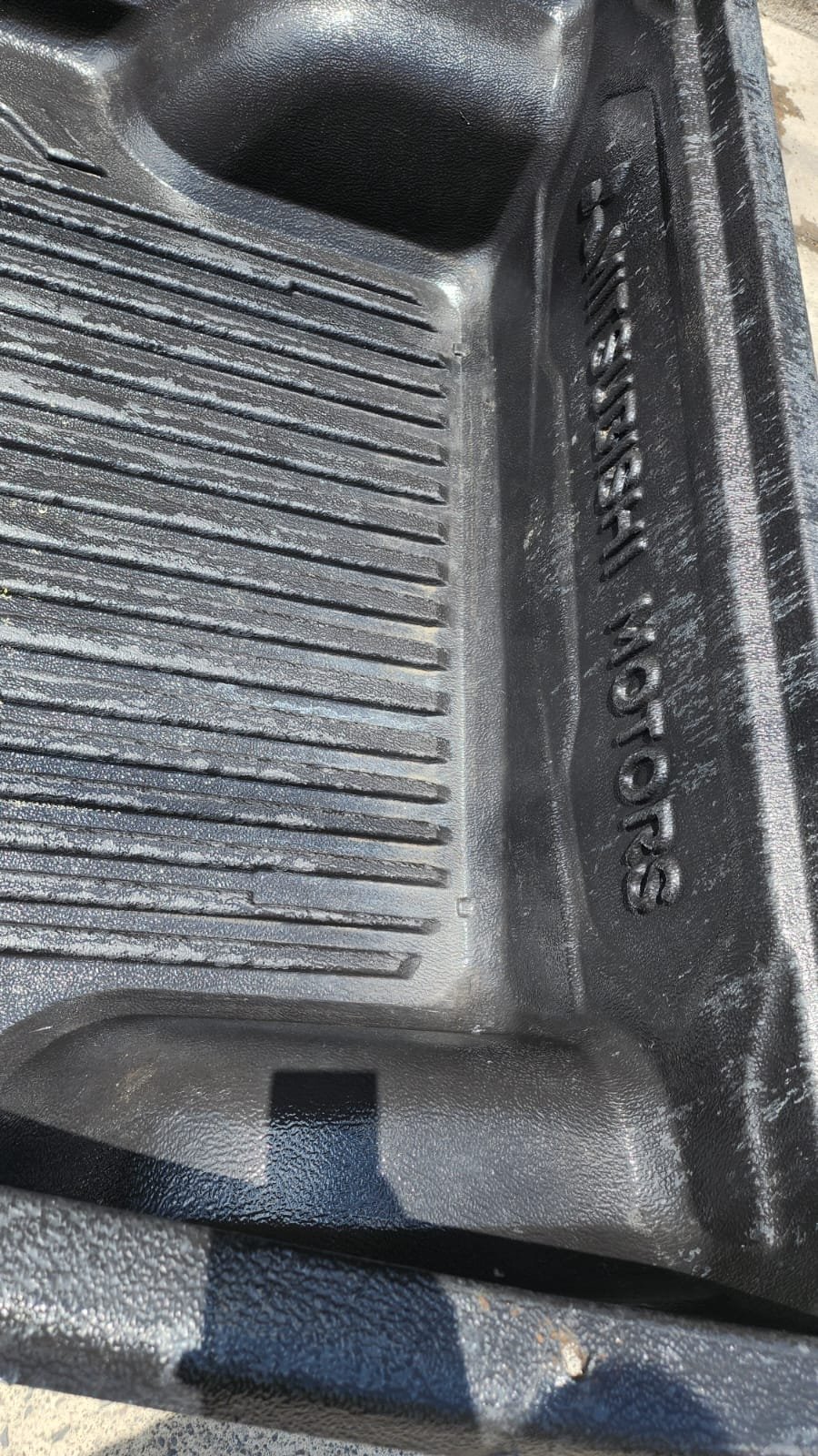 bedliner original mitsubishi l200 2016–2019 con cubierta de tapa de batea bedliner original mitsubishi l200 2016–2019 con cubierta de tapa de batea