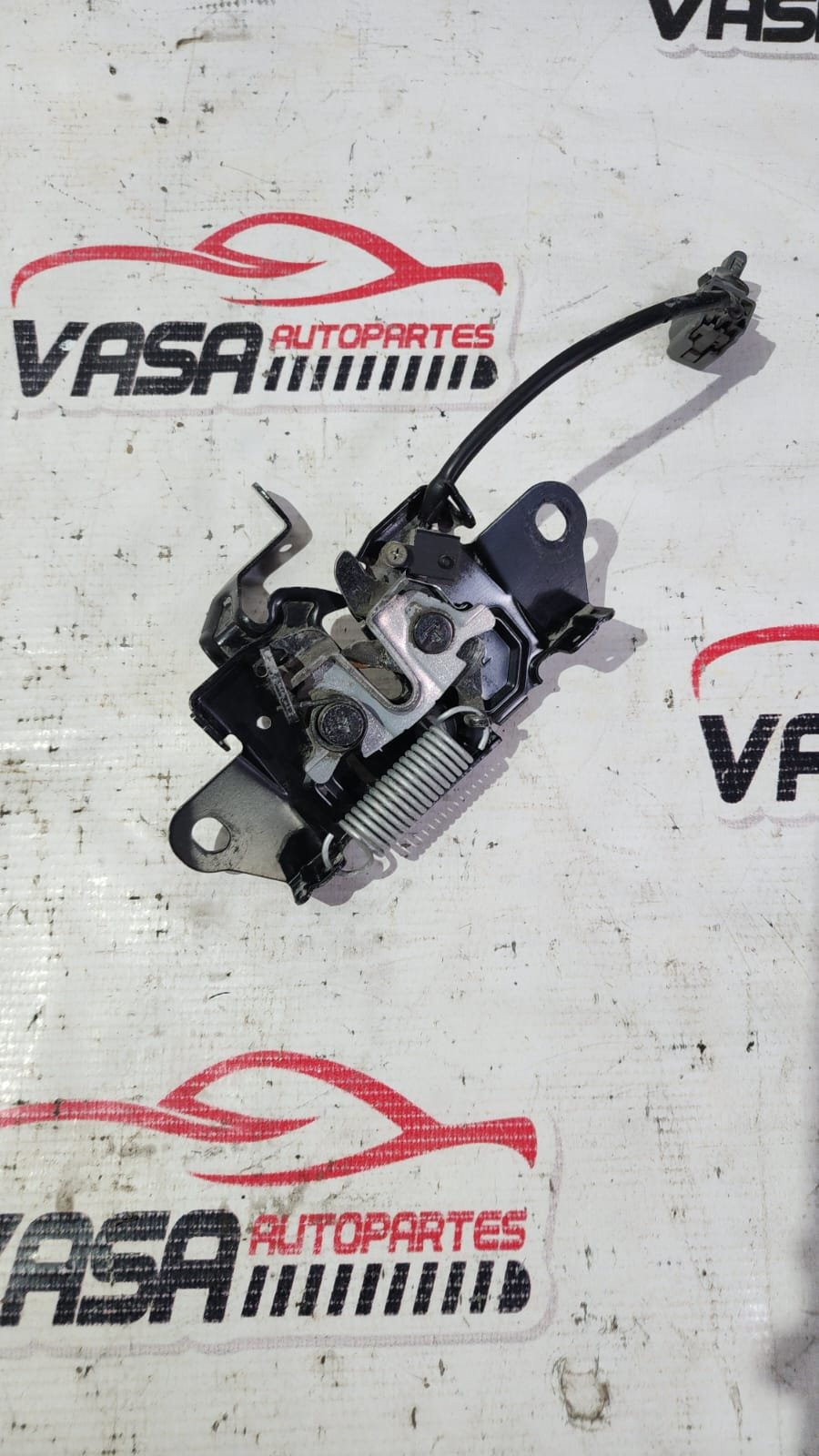 chapa de cofre/capó mazda 3 2014–2018 con sensor chapa de cofre/capó mazda 3 2014–2018 con sensor