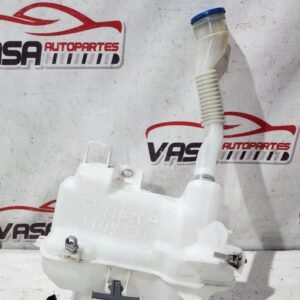 Inicio depocito de limpiabrisas completo mazda 3 2014/2018