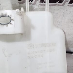 depocito de limpiabrisas completo mazda 3 2014/2018