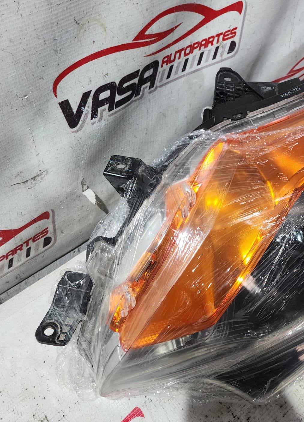 faro izquierdo halógeno mitsubishi l200 2016–2019 faro izquierdo halógeno mitsubishi l200 2016–2019