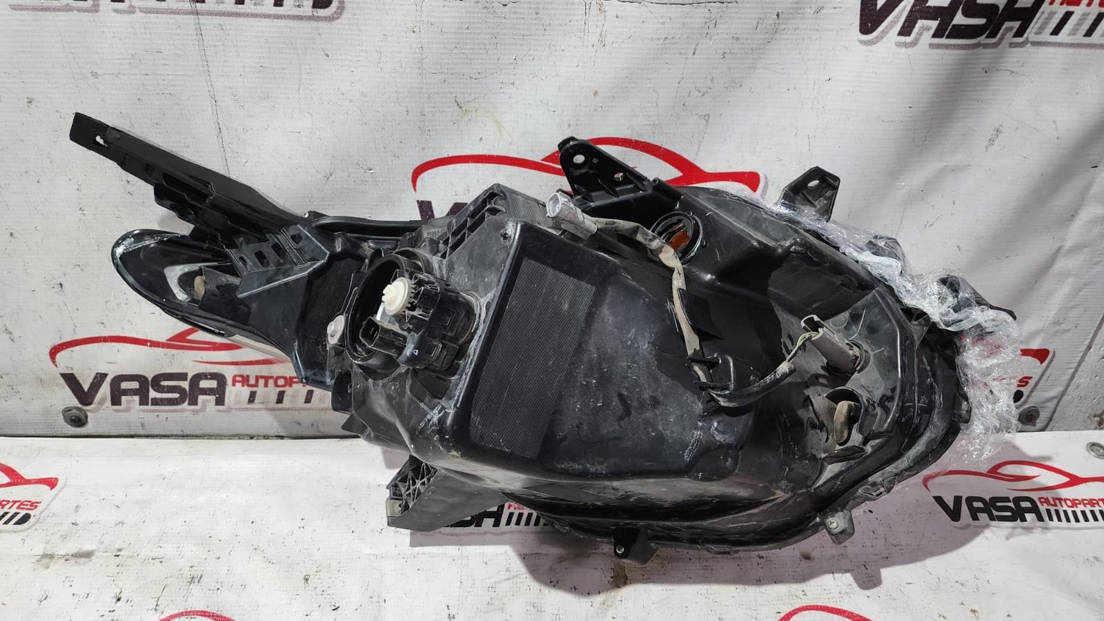 faro izquierdo halógeno mitsubishi l200 2016–2019 faro izquierdo halógeno mitsubishi l200 2016–2019