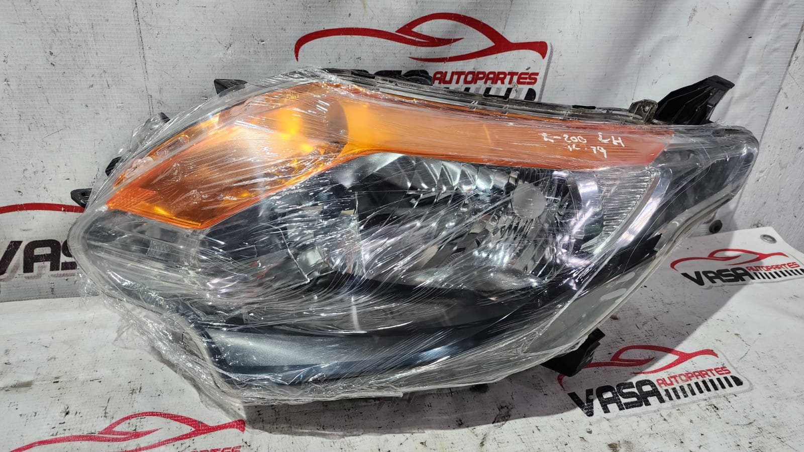 faro izquierdo halógeno mitsubishi l200 2016–2019 faro izquierdo halógeno mitsubishi l200 2016–2019