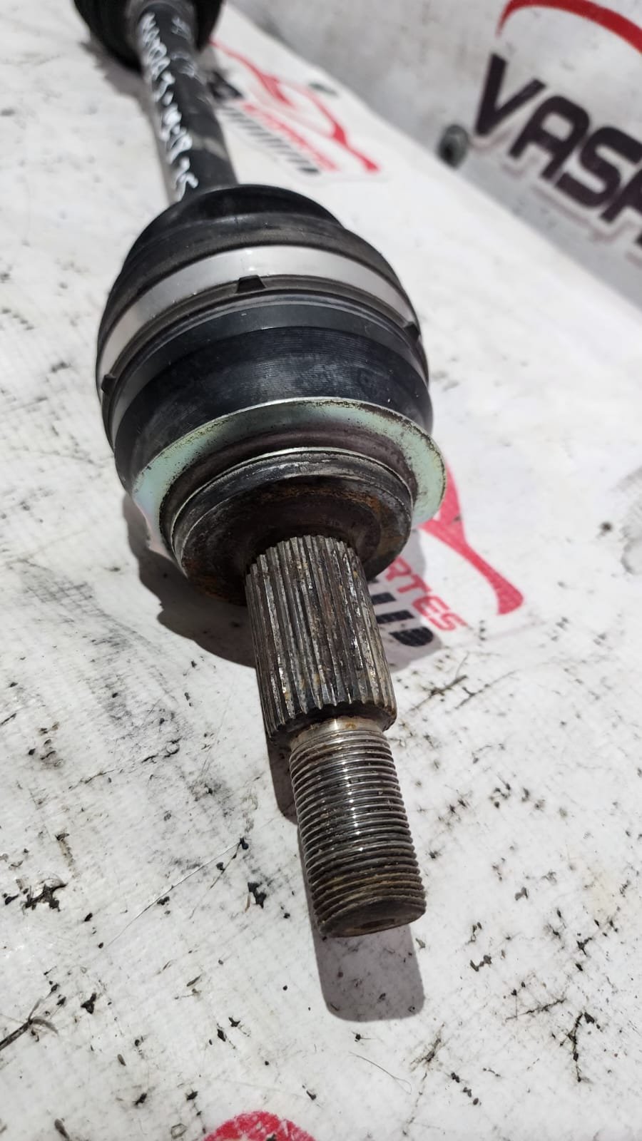 flecha izquierda completa 2.5 lts mazda 3 2014/2018 flecha izquierda completa 2.5 lts mazda 3 2014/2018
