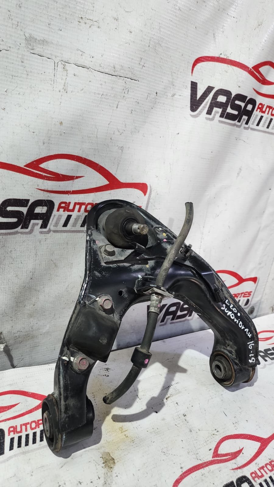 horquilla superior derecha mitsubishi l200 2016–2019 horquilla superior derecha mitsubishi l200 2016–2019