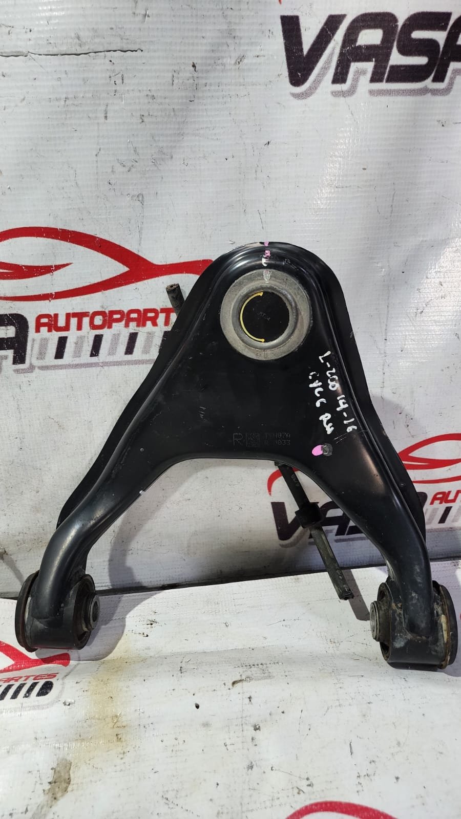 horquilla superior derecha mitsubishi l200 2016–2019 horquilla superior derecha mitsubishi l200 2016–2019